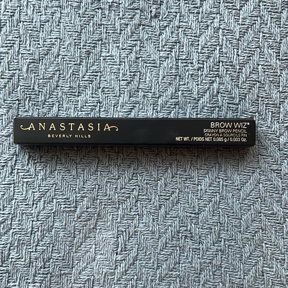 NWT Anastasia Brow Wiz® Ultra-Slim Precision Eyebrow Pencil in Chocolate - Picture 4 of 6